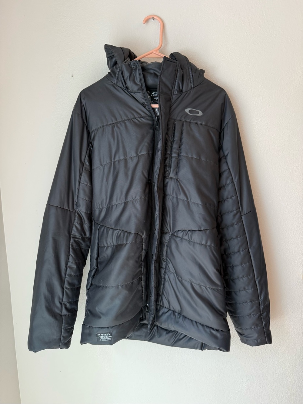 Oakley Men's Black Quilted Hooded Puffer Jacket